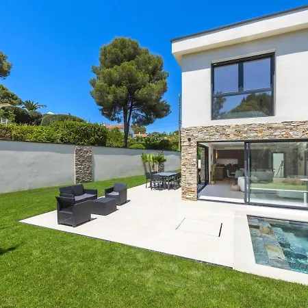 بيت للعطل Nouvelle Maison 4 Chambres, Proche Du Centre Saint-Raphaël