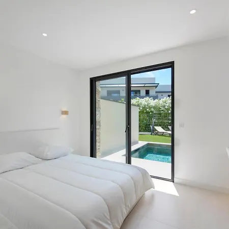 Nouvelle Maison 4 Chambres, Proche Du Centre Saint-Raphaël