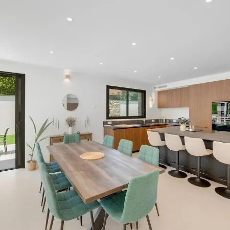 بيت للعطل Nouvelle Maison 4 Chambres, Proche Du Centre Saint-Raphaël