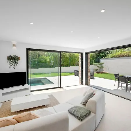 Nouvelle Maison 4 Chambres, Proche Du Centre